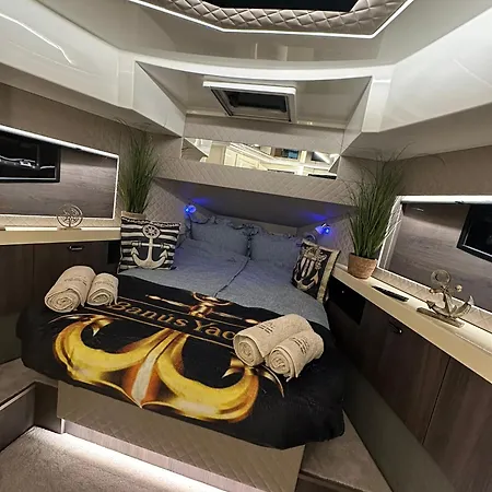 Puerto Banus Yacht Sky&sea Apartment