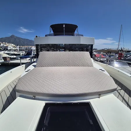Puerto Banus Yacht Sky&sea *